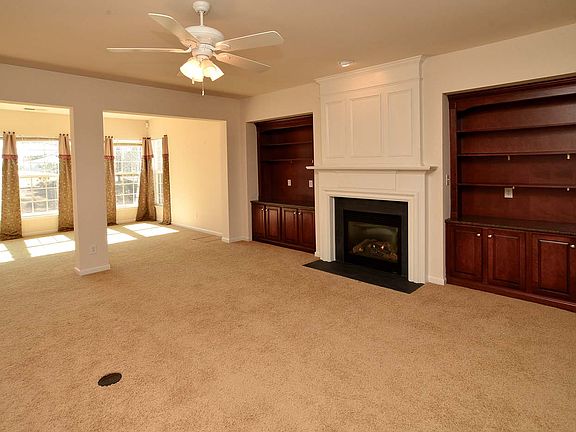 4th image of 9227 Whistling Straits Dr
