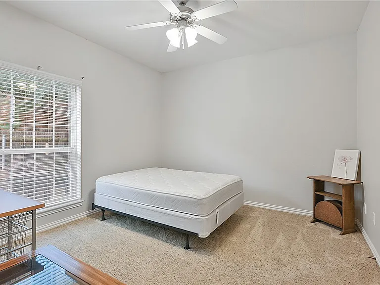 1001 Krenek Tap Rd #2102 — Photo 11