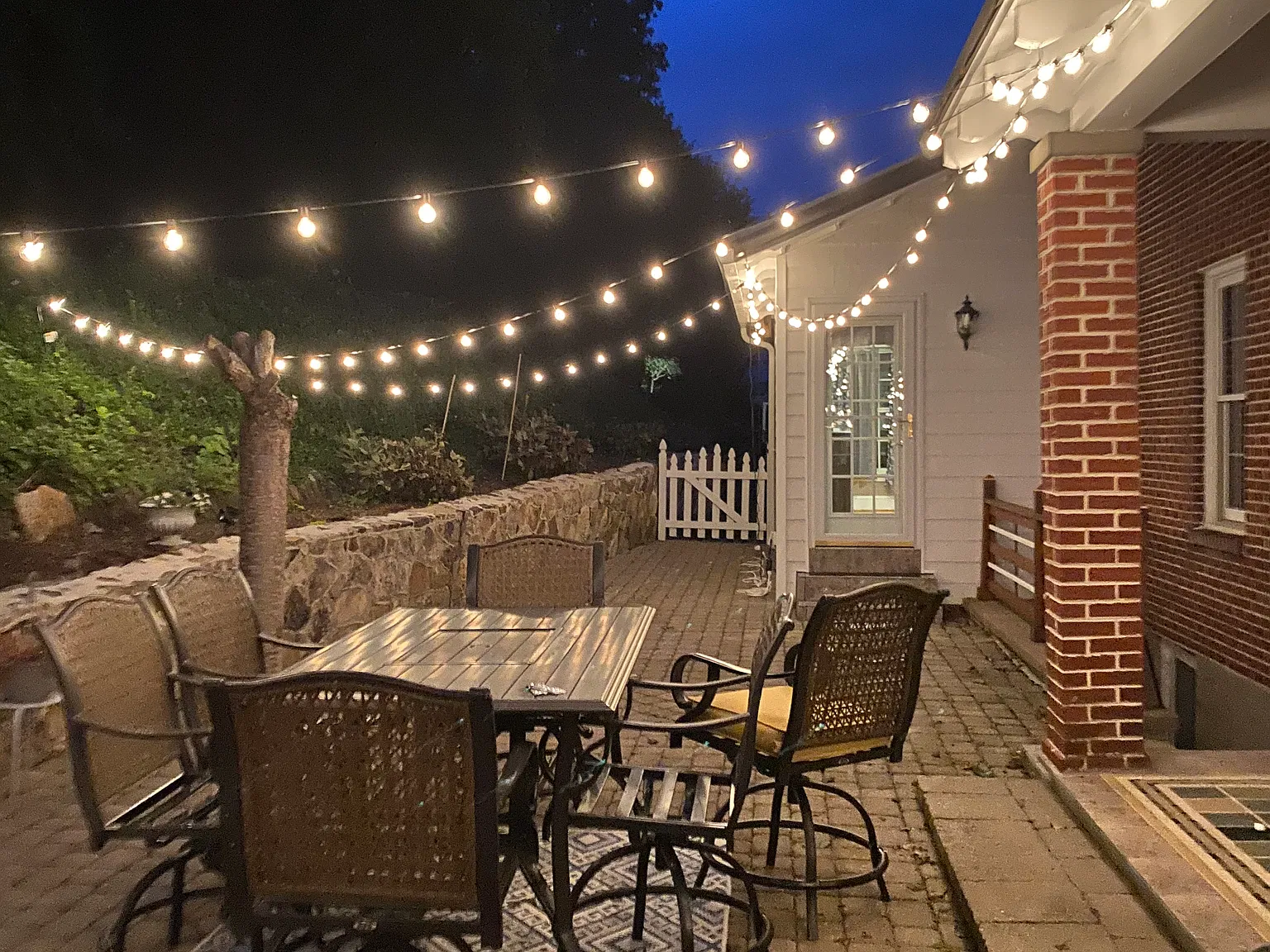 5 bed, 3852 sqft, $2,800 — Photo 2