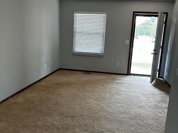 4th image of 5041 Belle Isle Dr Unit 5047