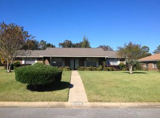 15370 Willow Cir, Gulfport, MS 39503