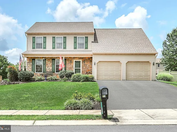 130 Bitternut Rd, Mount Wolf, PA 17347