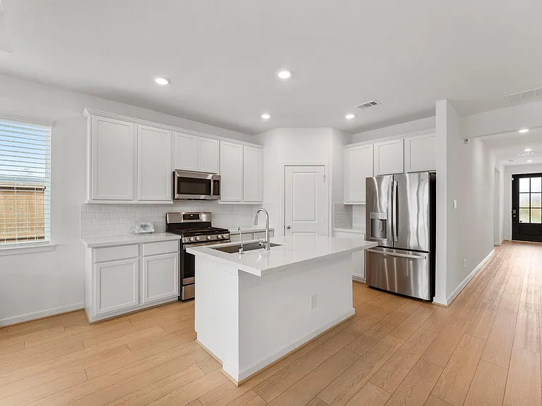 1210 Sugar Dr — Photo 8