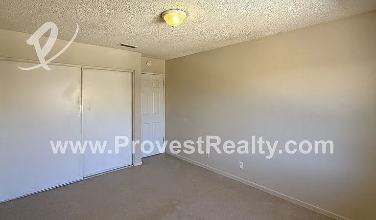 20130 Rimrock Rd #B — Photo 14