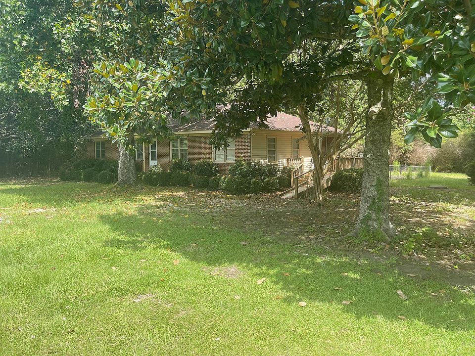 1st image of 515 Lee Road 400