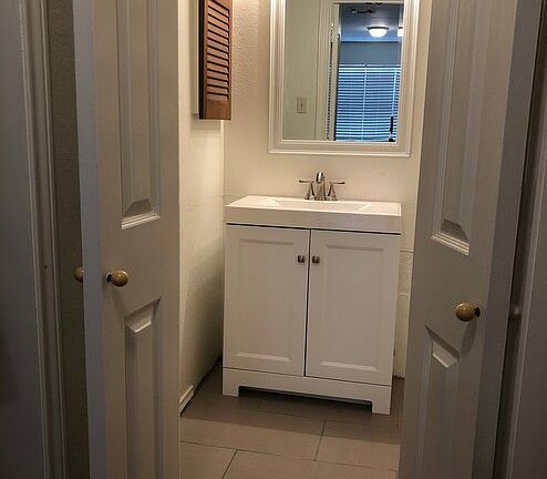 5th image of 6108 Abrams Rd APT 613