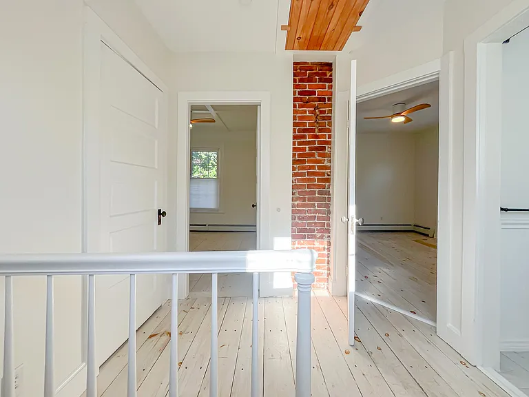 22 Crescent Ave — Photo 54