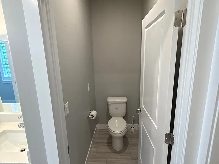 1834 S 1230 W — Photo 15