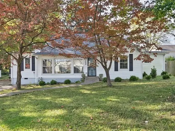 240 Zachry Dr, Clarksville, TN 37042