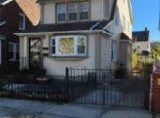 20940 112th Rd, Queens Village, NY 11429