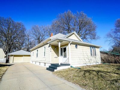 1016 W John St, Grand Island, NE, 68801