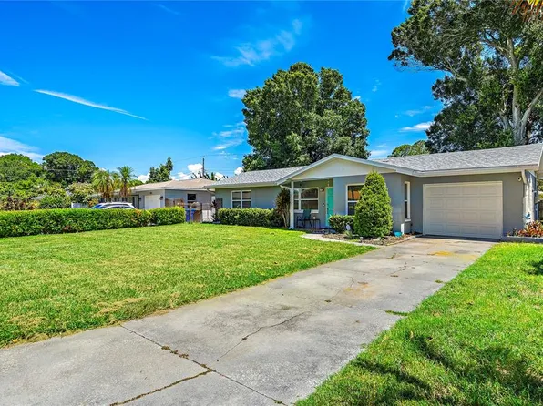 772 55th Ave S, Saint Petersburg, FL 33705