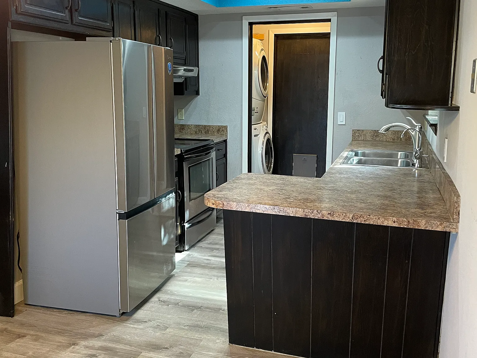 3 bed, 1200 sqft, $1,500 — Photo 4