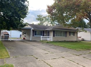2324 38th St NE, Canton, OH 44705
