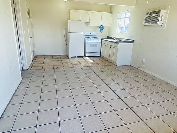 5th image of 240 W Sahuaro St #11274729