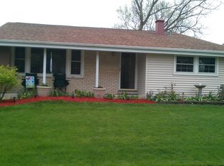 447 Weidner Rd, Buffalo Grove, IL 60089