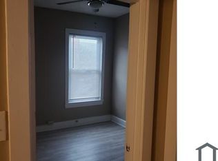 9730 S Prairie Ave APT 1R, Chicago, IL 60628