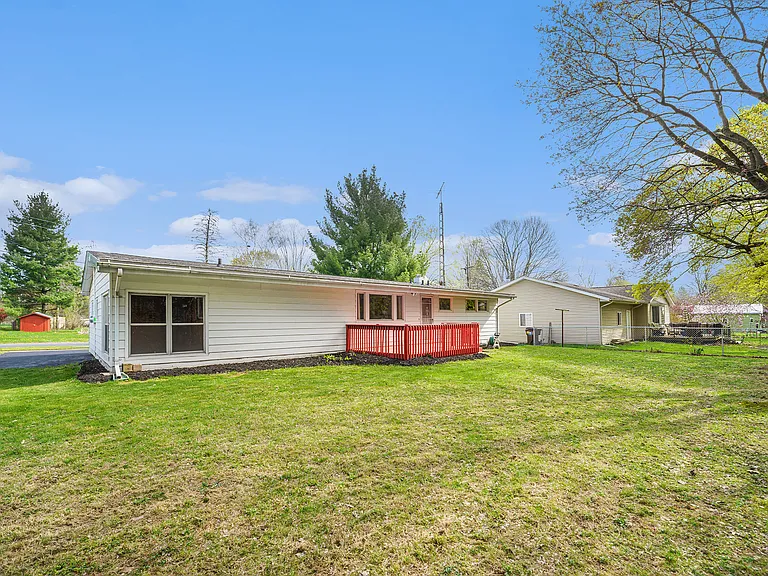 3027 Haskell St — Photo 25