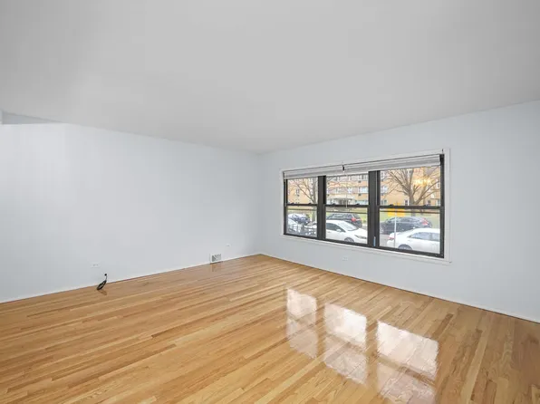 6158 N Hoyne Ave #1, Chicago, IL 60659