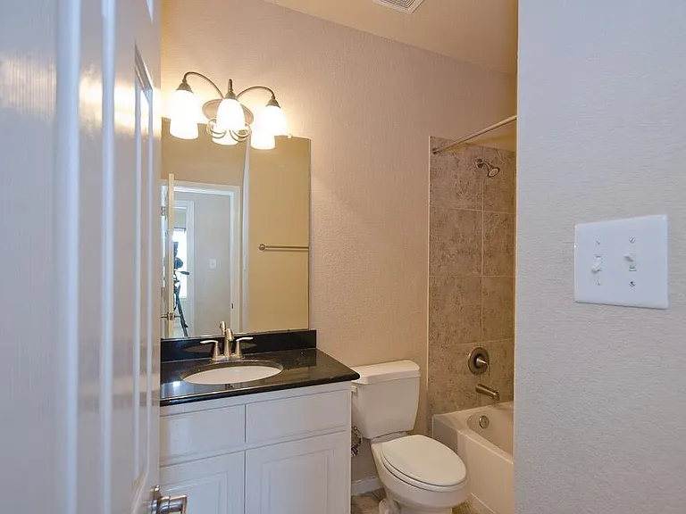 7 Umbria Ln — Photo 9