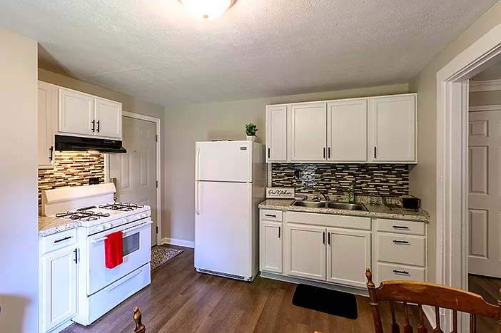 3416 Vetter Ave - Unit 3 — Photo 3