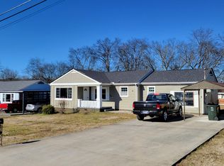 3 Polk Cir, Fort Oglethorpe, GA 30742