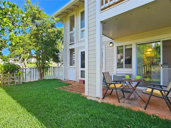 94-652 Lumiaina St #X104, Waipahu, HI 96797