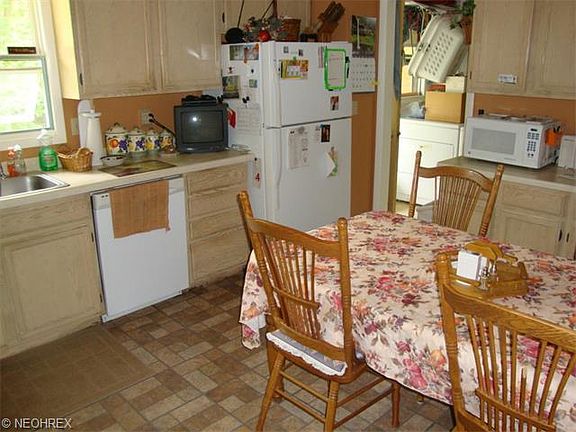 5th image of 12827 Fountain Ct