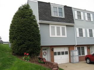 201 Greenwood Dr, Canonsburg, PA 15317