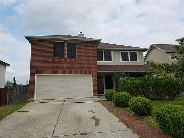 2nd image of 304 Estate Dr