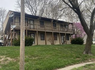 3021 Lovers Ln #D, Saint Joseph, MO 64506