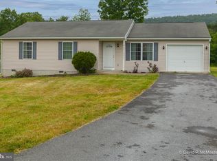 28 Shiloh Ct, Gerrardstown, WV 25420
