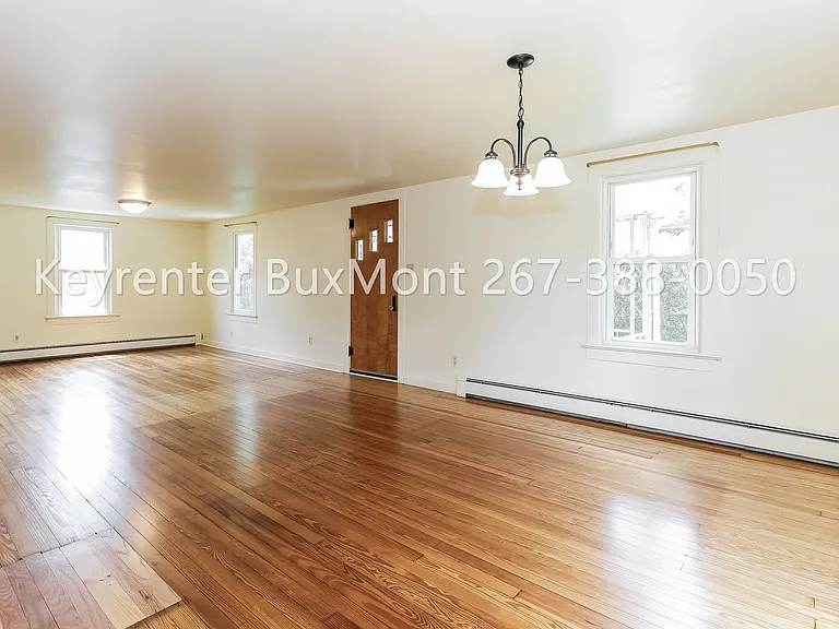 73 Headquarters Rd — Photo 3