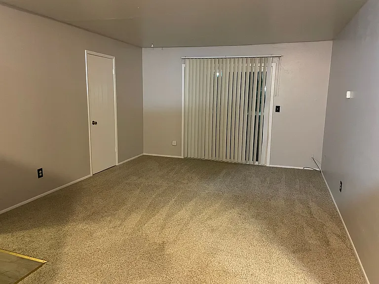 4621 El Camino Ave — Photo 8