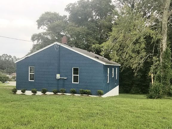 2nd image of 118 Riverside Dr