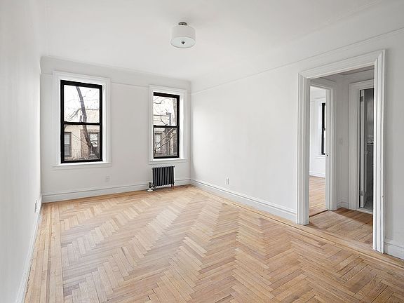 2nd image of 305 E 88th St APT 5F