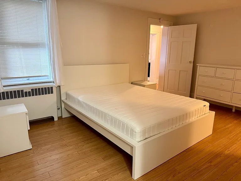 386 Brook St #1 — Photo 5