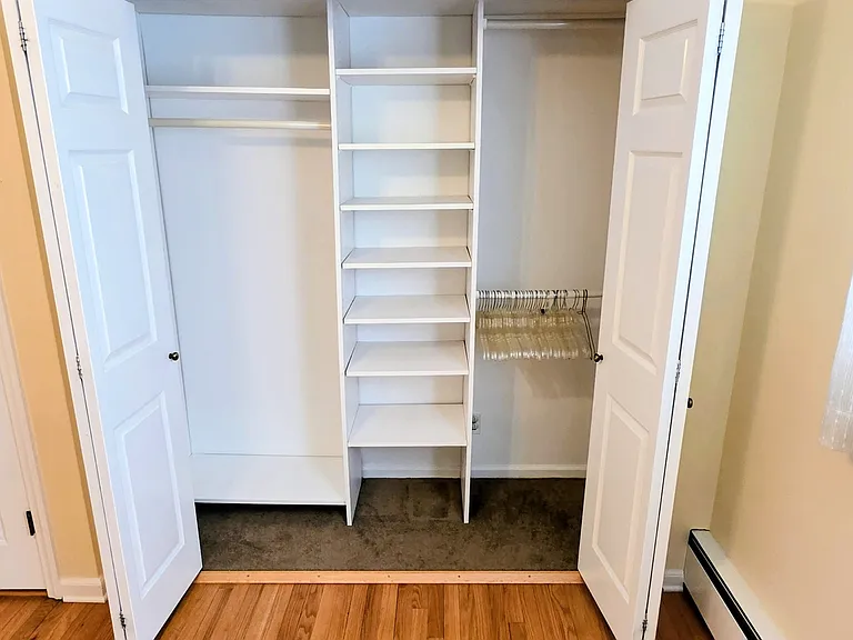 648 Milton Ave — Photo 16