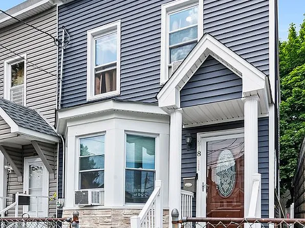 218-11 103rd Ave, Queens Village, NY 11429