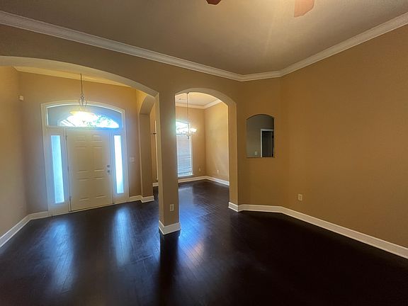 living view into entry and dining room