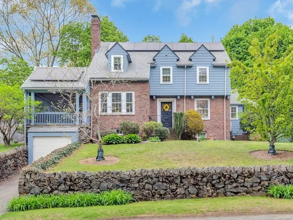 89 Churchill Ave, Arlington, MA 02476
