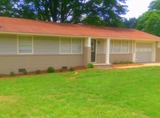 1563 Austin Dr, Decatur, GA 30032