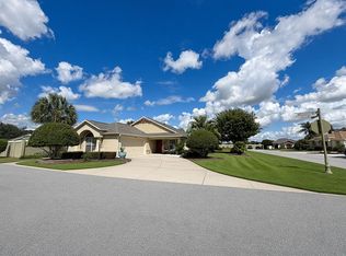 1243 Flamingo Pl, The Villages, FL 32162