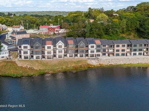 6 Icehouse Drive, Saugerties, NY 12477