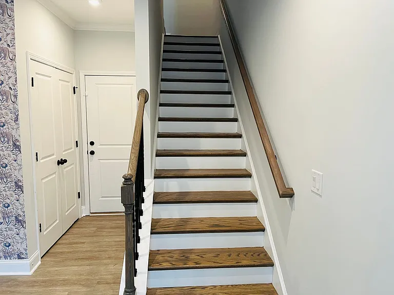 2635 Creekside Dr NW — Photo 8