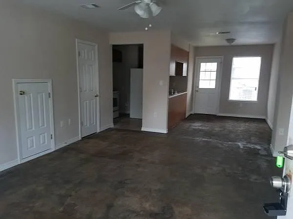 10503 Cal Ln