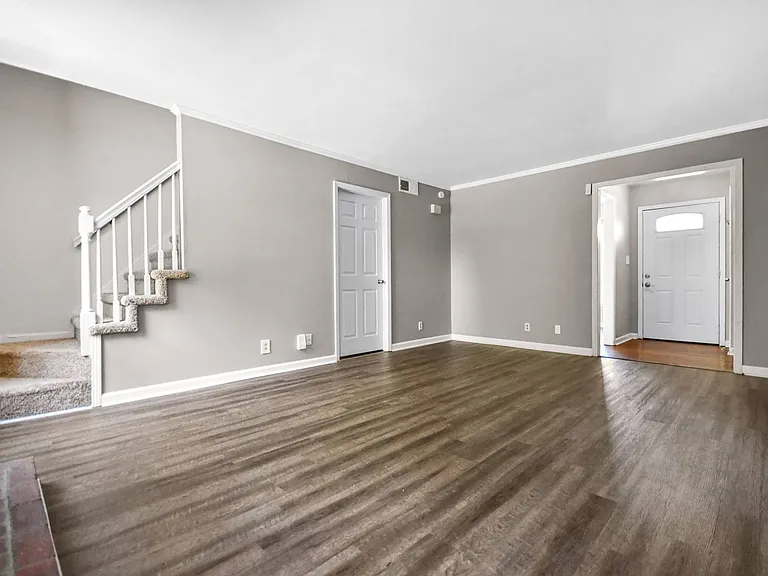 3394 Minor Dr — Photo 4