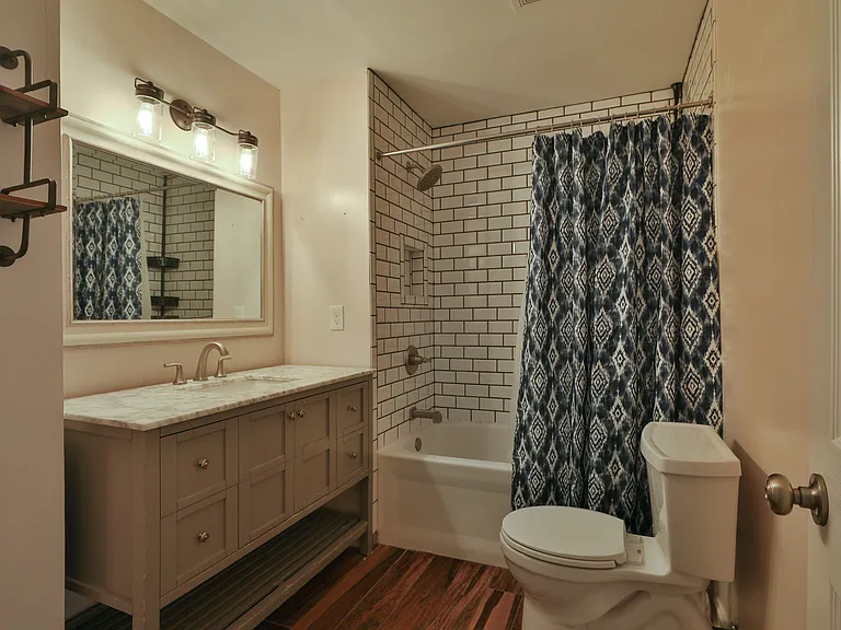 293 Sumption Dr — Photo 25