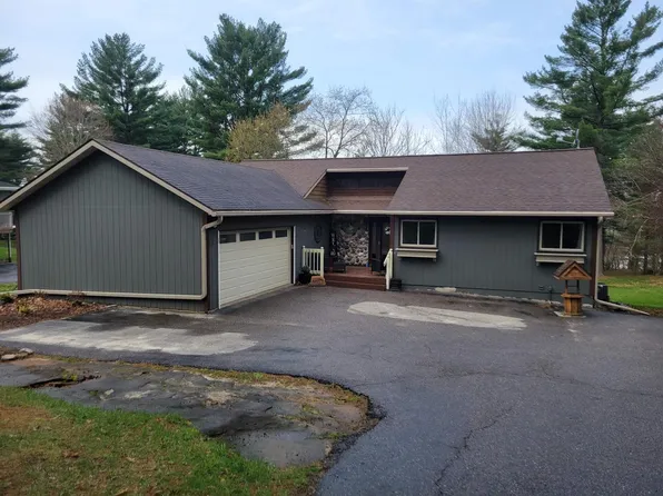 E7850 Virginia St, Reedsburg, WI 53959