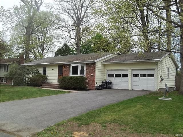 1st image of 63 Vincent Dr